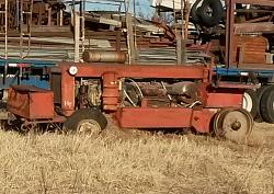 1932-39 Farmall twin-engine tractor - photo-20161231_162732.jpgshr.jpg