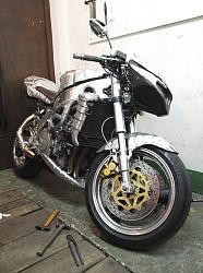 BikeBuilds.net: Yamaha FZR 1000 by OldBoy-obni1.jpg