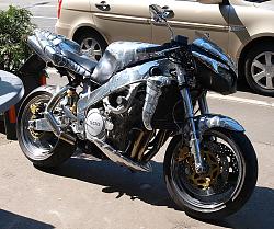 BikeBuilds.net: Yamaha FZR 1000 by OldBoy-obni3.jpg