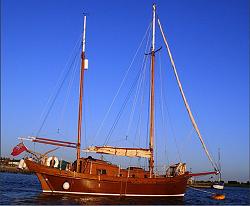 BoatBuilds.net: Yacht by Iain Tolhurst-tol1.jpg