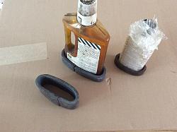 Bottle holder, spill prevention-image.jpg