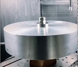 CNC machining a ship propeller - GIF-prop-1.png