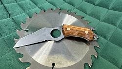 DIY Knife with Hole from an Old Saw Blade-diy-knief-hole.jpg