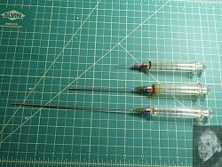 Extra long syringe oilers-p1010510.jpg