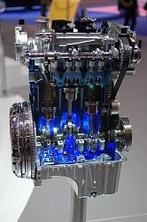 Ford 3-cylinder engine cutaway - photo-2013-ford-focus-1-0-ecoboost-live-photos_100384803_m.jpg