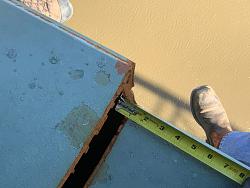 Hernando de Soto Bridge Crack-measuring-fracture.jpg