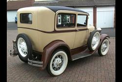 HotRodBuilds.net: 1930 Ford Model A Sedan by tattooin-modelasedan1.jpg