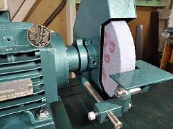 I like to do bench grinders-bench-grinder-1100-wat-_-046.jpg