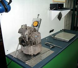 Inverting an hydraulic jack for a workshop press.-flowbench_01.jpg