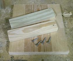 Keeping it simple, a bench hook-parts1-300x251.jpg