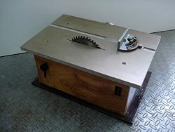 Mini-table saw (2)-8-guia-de-ingletes.jpg