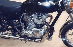 Triumph Bonny Hot Rod.-g.jpg