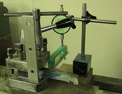 Using A Dial Gauge To Measure The Shape Of A Surface-1_measurementsetup.jpg