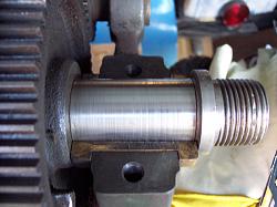 members/resident-hazard/albums/south-bend-model-o-lathe-before/2524-front-main-bearing.jpg